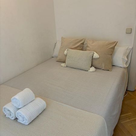 Chueca Just For You Apartment Madrid Exterior photo